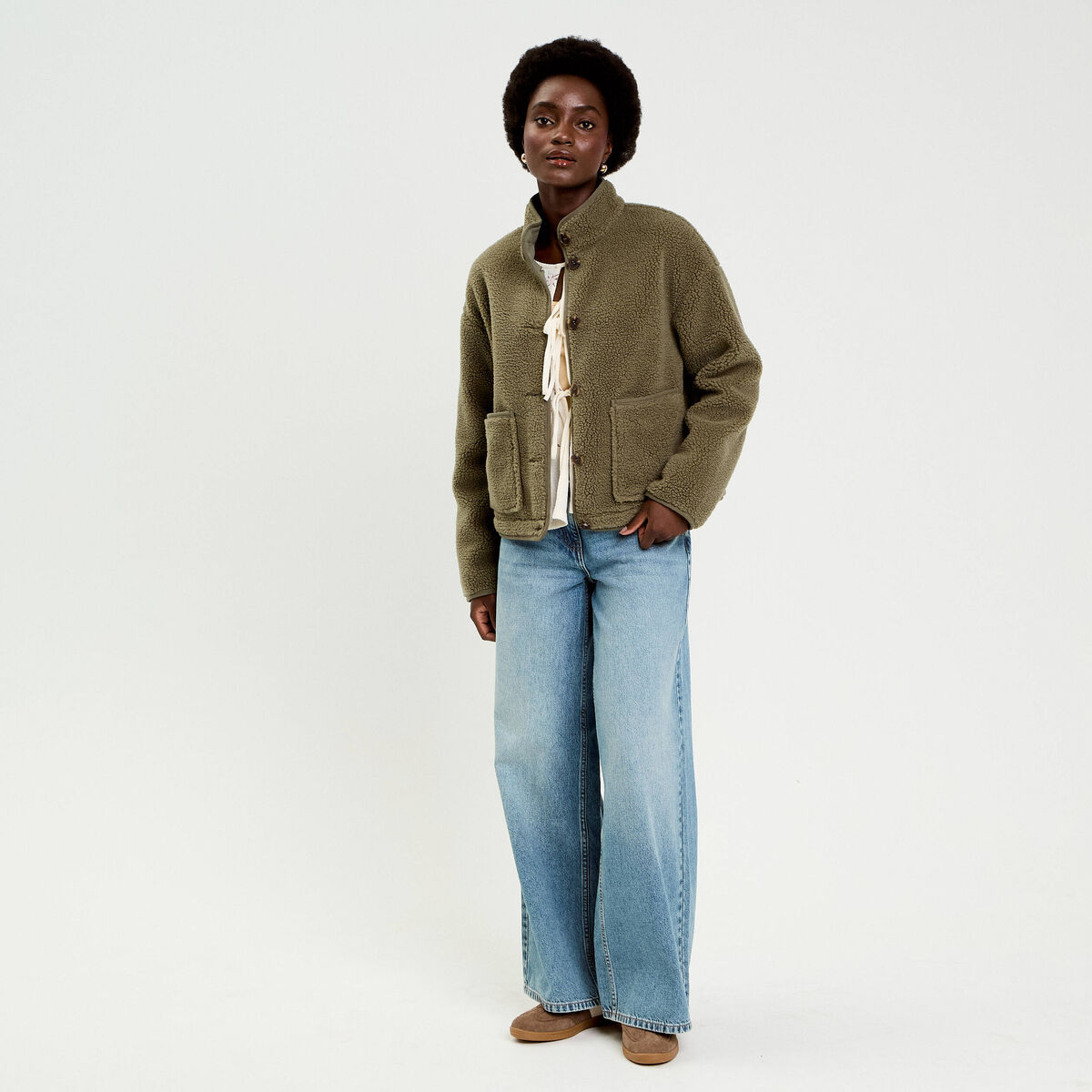 Veste droite courte effet polaire vert kaki femme