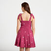 Robe patineuse courte &agrave; fines bretelles violet femme