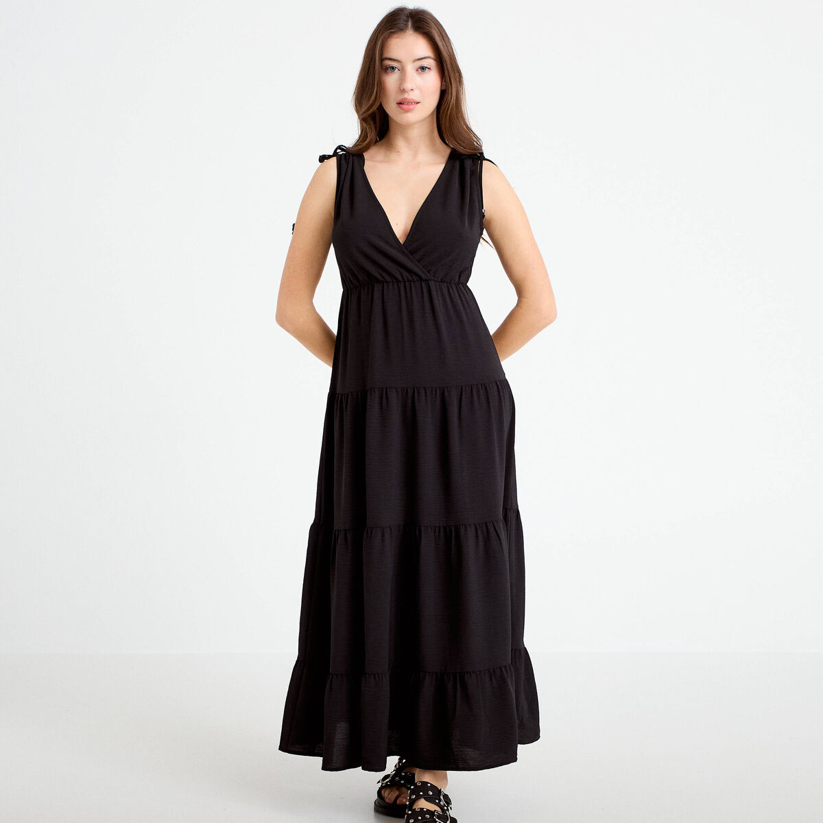 Robe longue &eacute;vas&eacute;e col V noir femme
