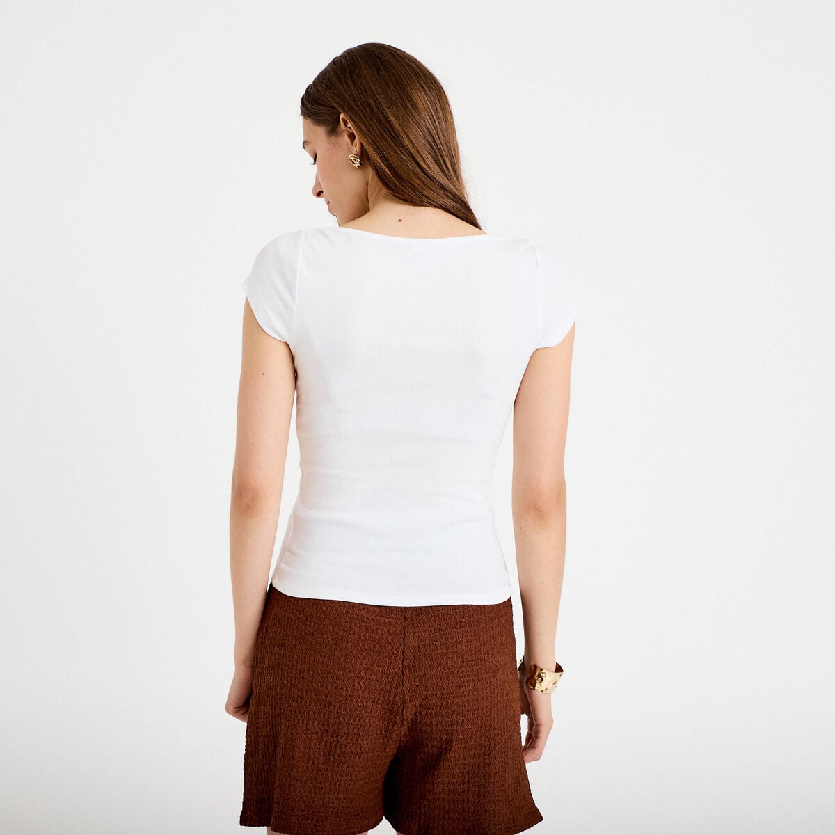 T-shirt ajust&eacute; manches courtes blanc femme