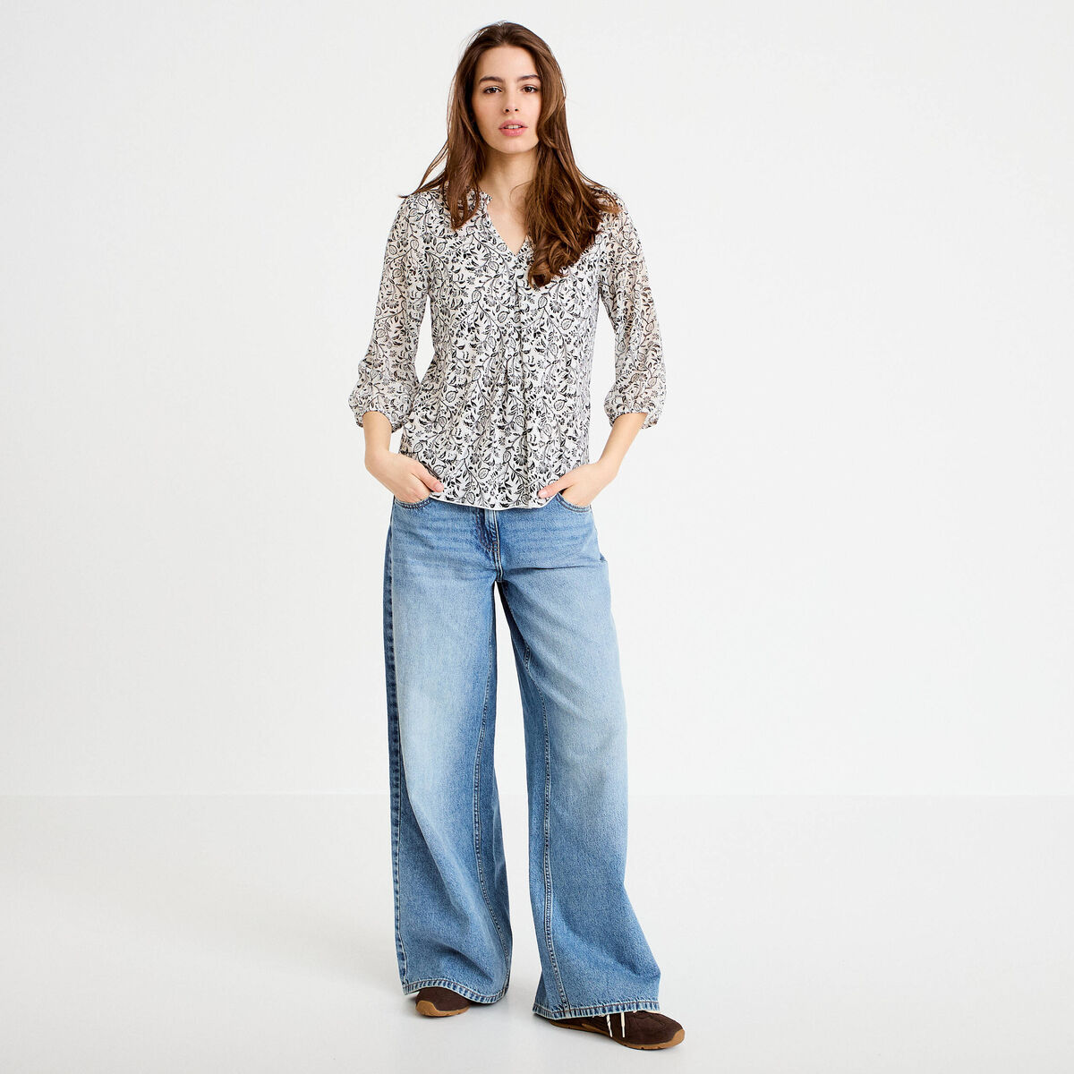 Blouse col v manches 3/4 blanc femme