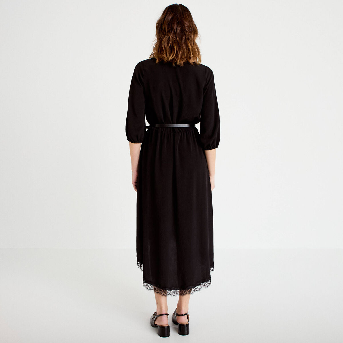 Robe longue &eacute;vas&eacute;e col v dentelle noir femme