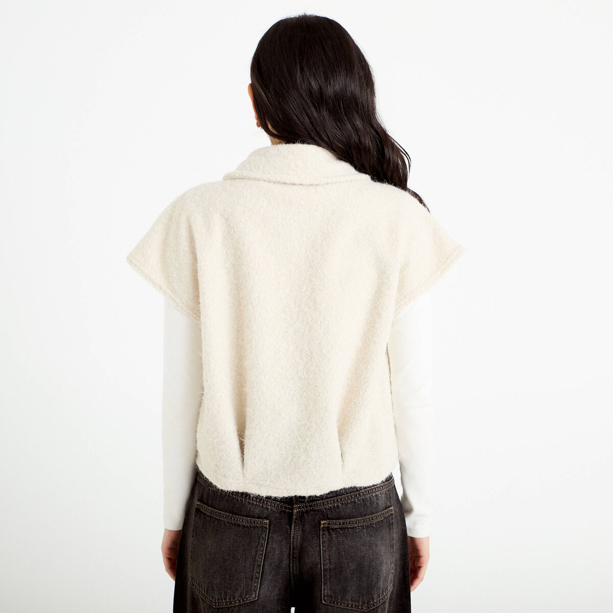 Veste sans manches bouclette col rond sable femme