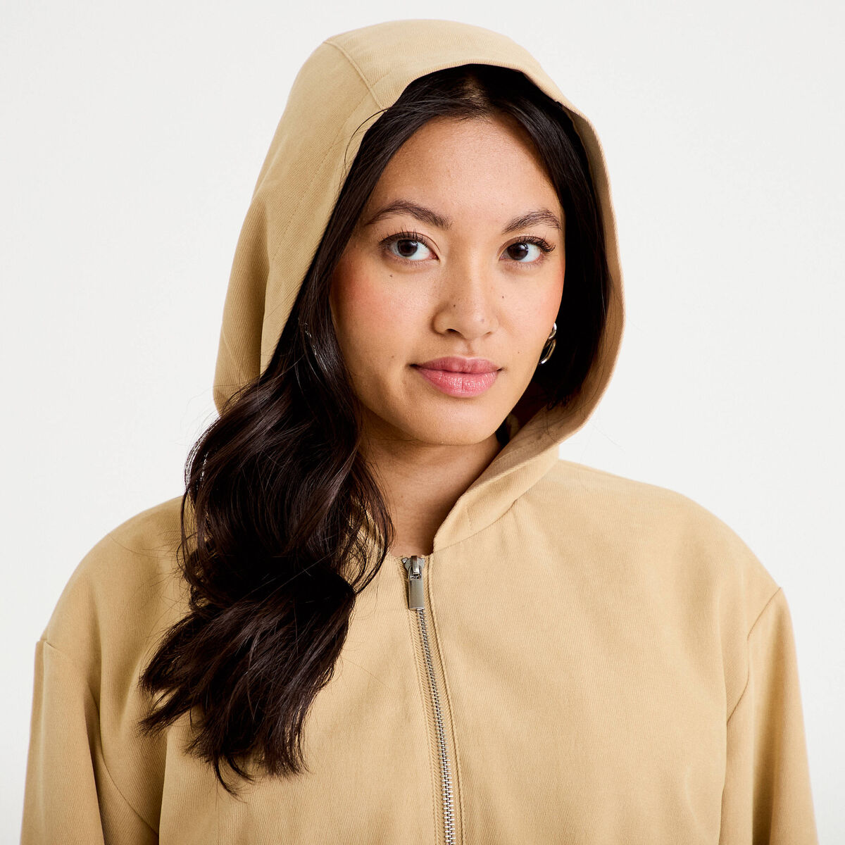 Veste cropped &agrave; capuche manches longues beige femme