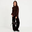 Blouse droite manches longues pliss&eacute;e marron fonc&eacute; femme
