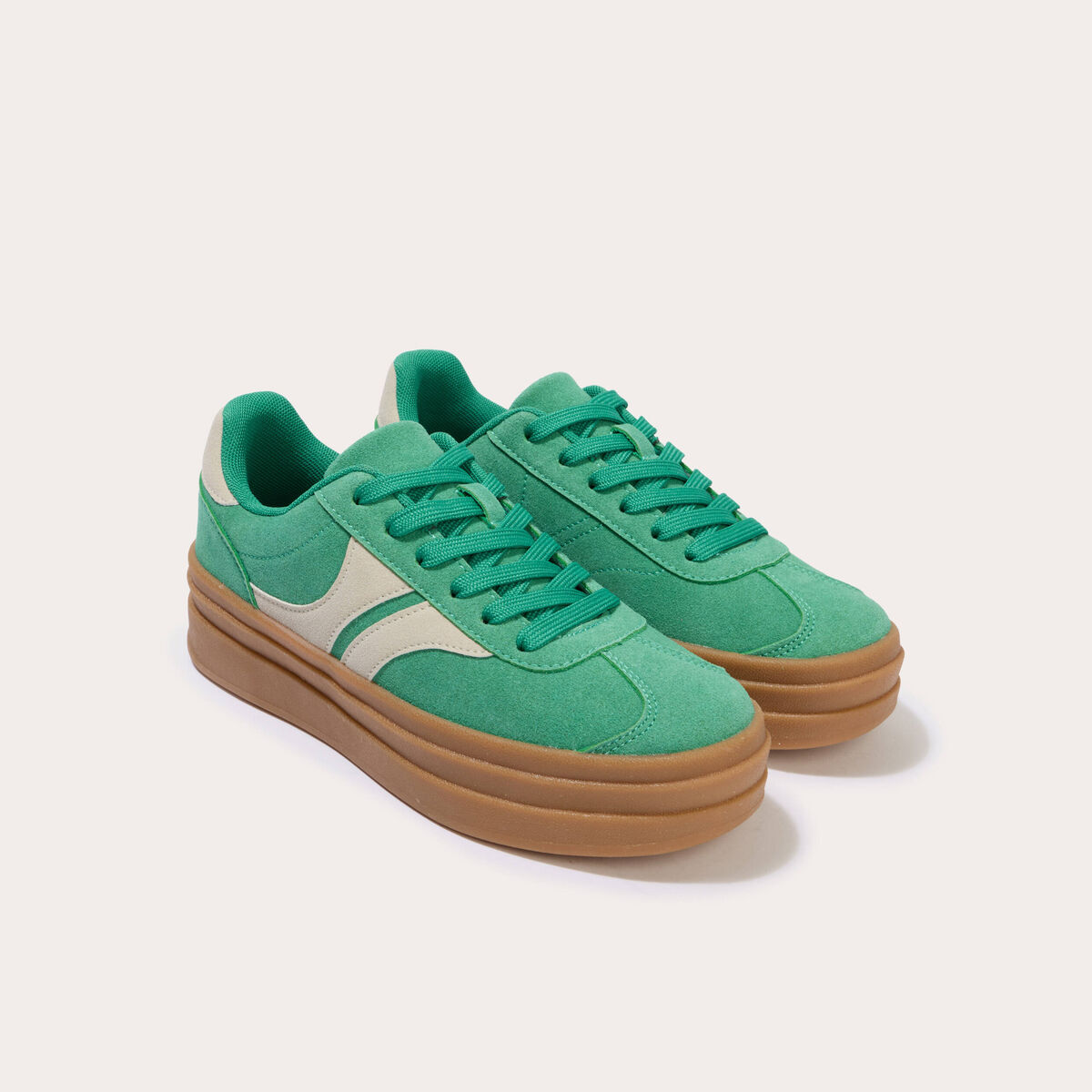 Basket aspect daim vert femme