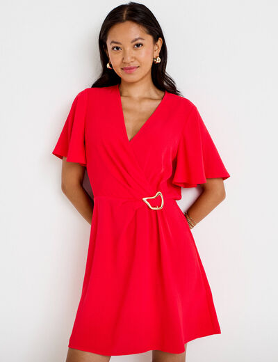 Robe courte &eacute;vas&eacute;e col v manches courtes rouge femme