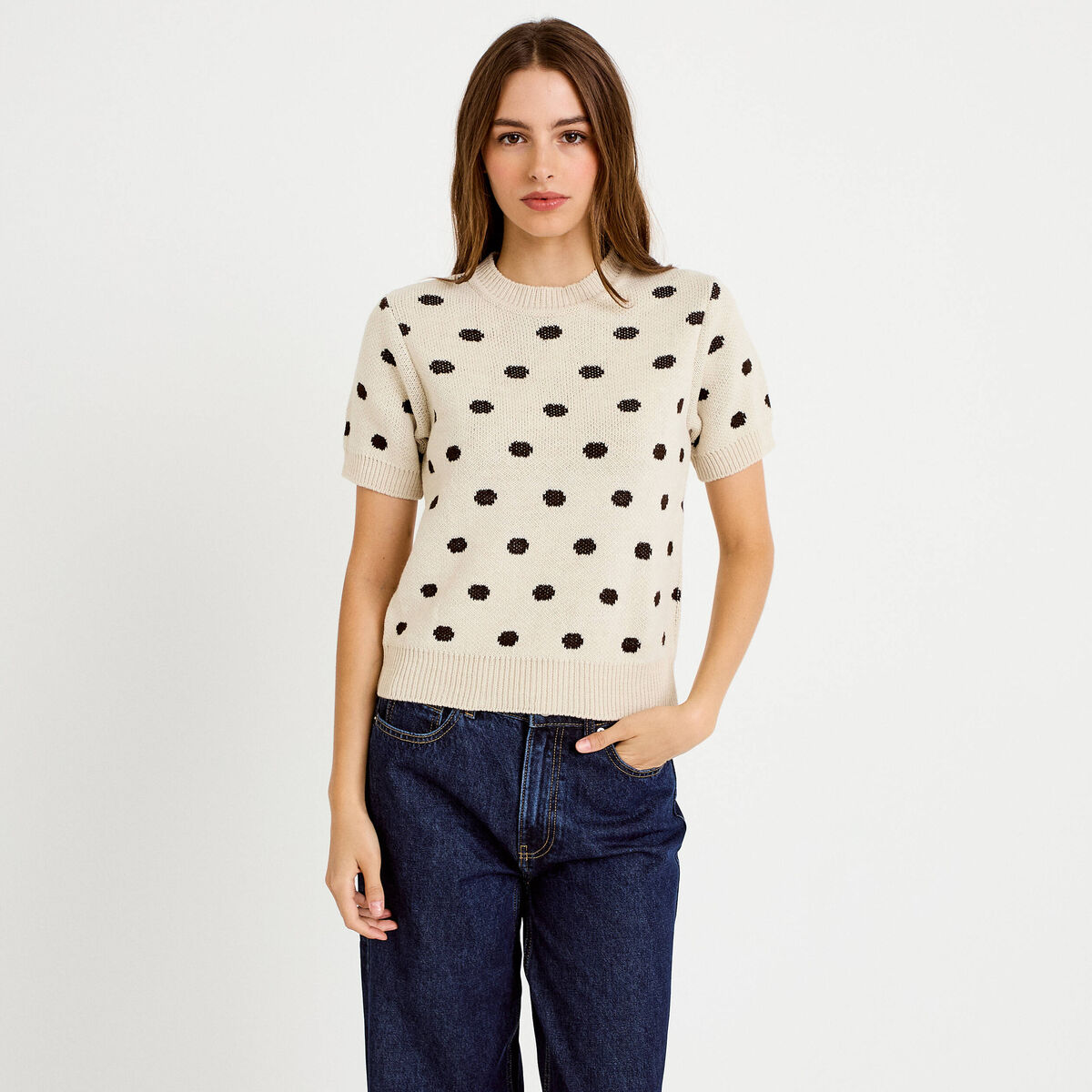 Pull cintr&eacute; col rond manches courtes ecru femme