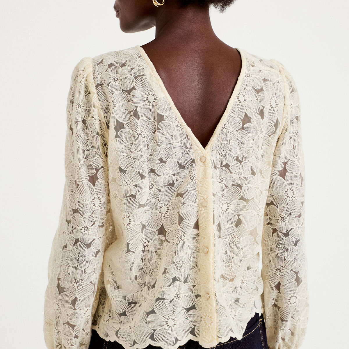Blouse droite col v en dentelle ecru femme