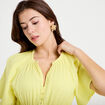 Robe midi pliss&eacute;e col v manches courtes jaune citron femme