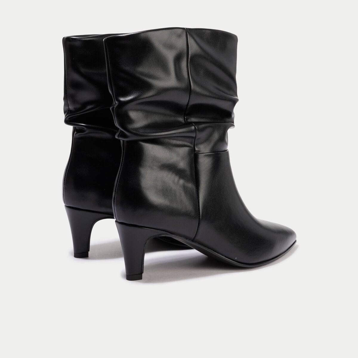 Bottines aspect daim noir femme