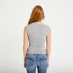 Top ajust&eacute; sans manches col bateau gris clair femme