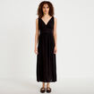 Robe longue &eacute;vas&eacute;e col v sans manches noir femme