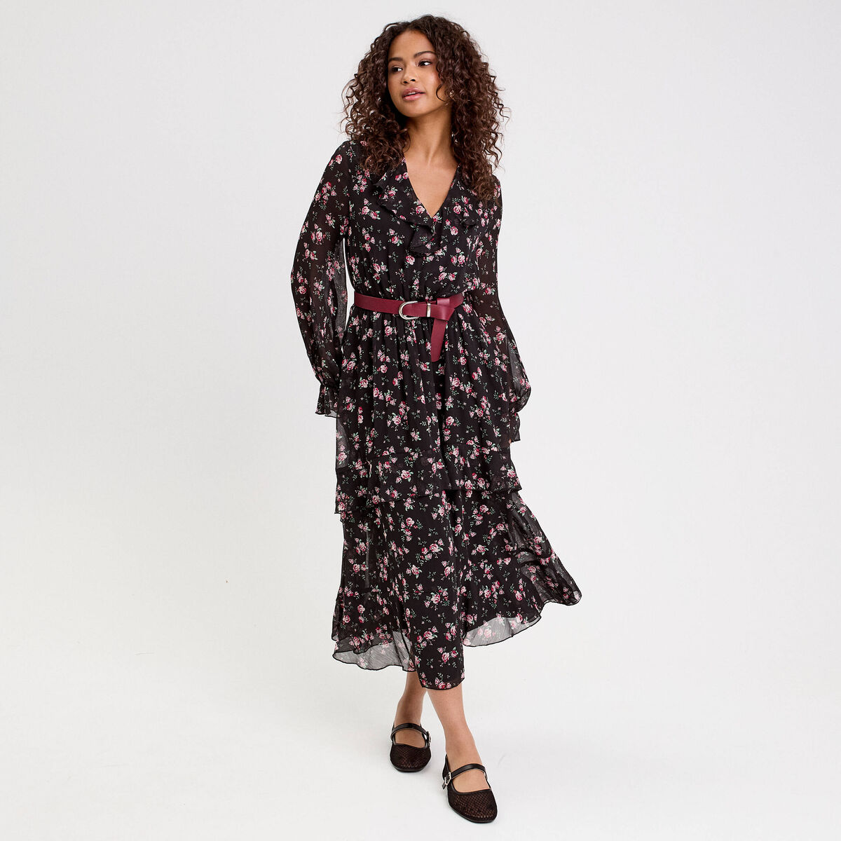 Robe longue &eacute;vas&eacute;e volants noir femme