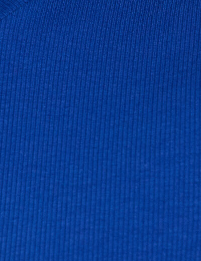 T-shirt c&ocirc;tel&eacute; ajust&eacute; manches courtes bleu electrique femme