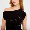 Top ajust&eacute; sans manches col bateau noir femme