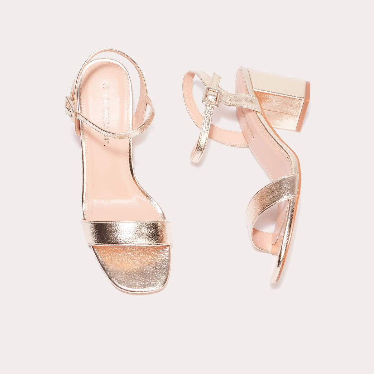 Sandales &agrave; talons couleur or femme