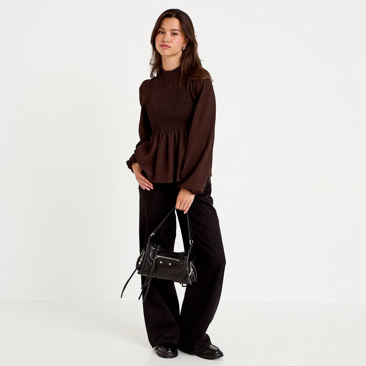 Blouse p&eacute;plum manches longues pliss&eacute;e marron fonc&eacute; femme