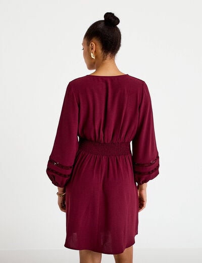 Robe courte &eacute;vas&eacute;e col v manches 3/4 bordeaux femme