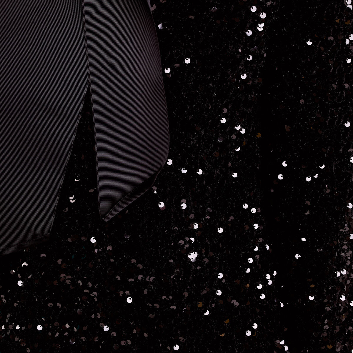Robe &agrave; sequins dos nou&eacute; noir femme