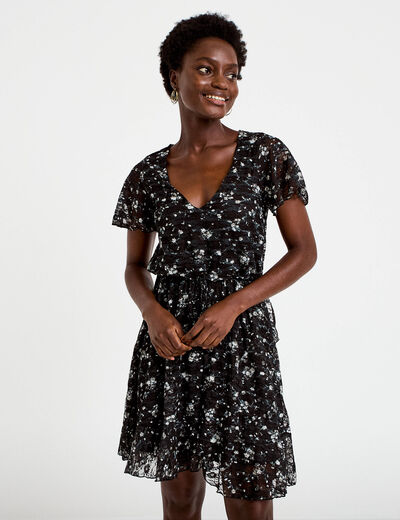 Robe courte &eacute;vas&eacute;e en dentelle col v noir femme