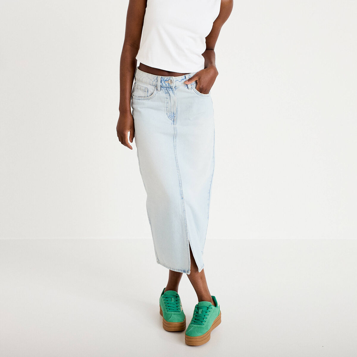 Jupe droite midi en jean 5 poches denim bleach femme