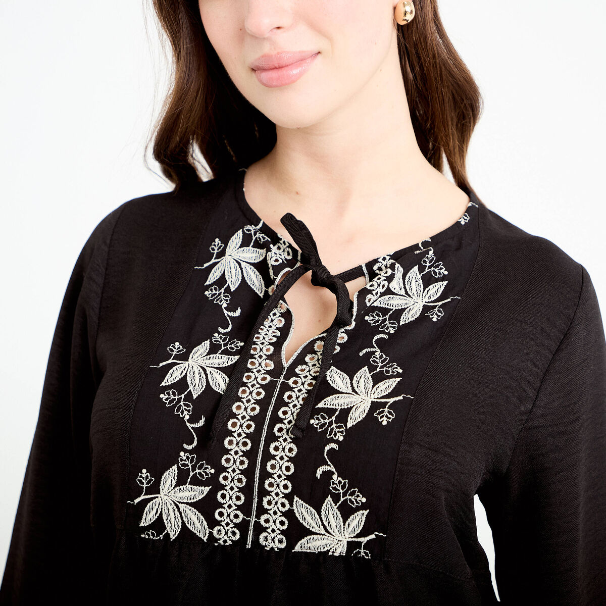 Blouse ample broderie noir femme