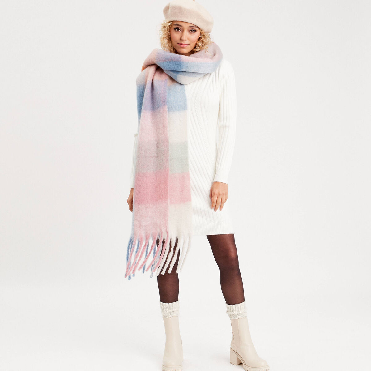Robe pull &agrave; torsades ecru femme