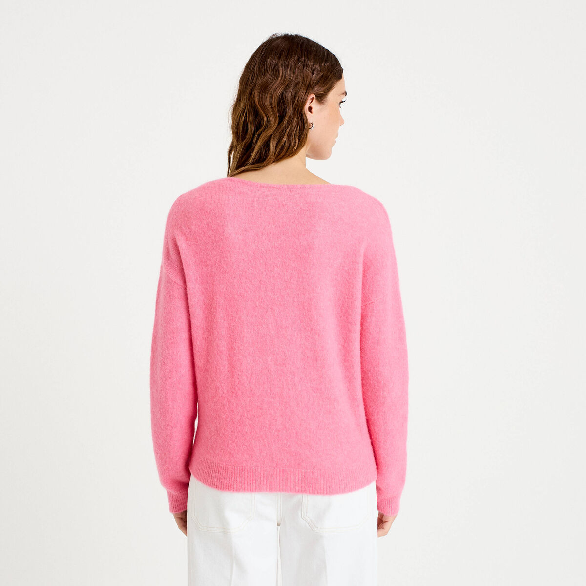 Pull avec col en V rose vif femme