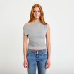Top ajust&eacute; sans manches col bateau gris clair femme
