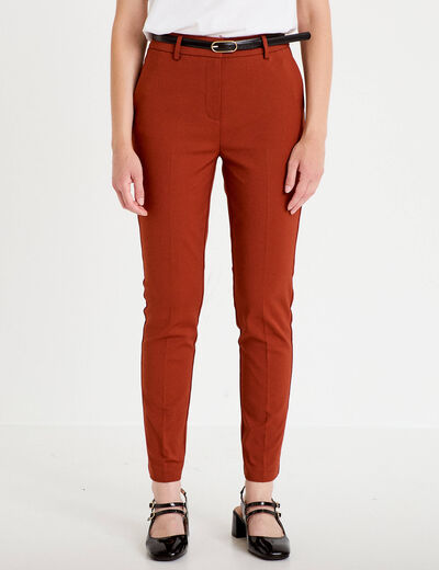 Pantalon cigarette ceintur&eacute; marron cognac femme