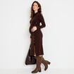 Robe pull ajust&eacute;e manches longues marron fonc&eacute; femme