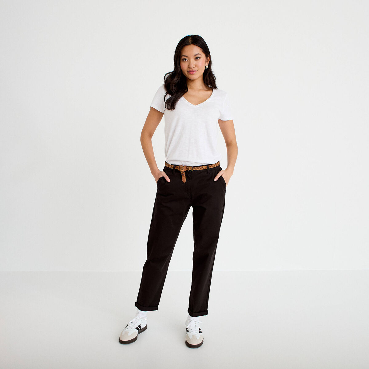 Pantalon chino 7/8&egrave;me noir femme