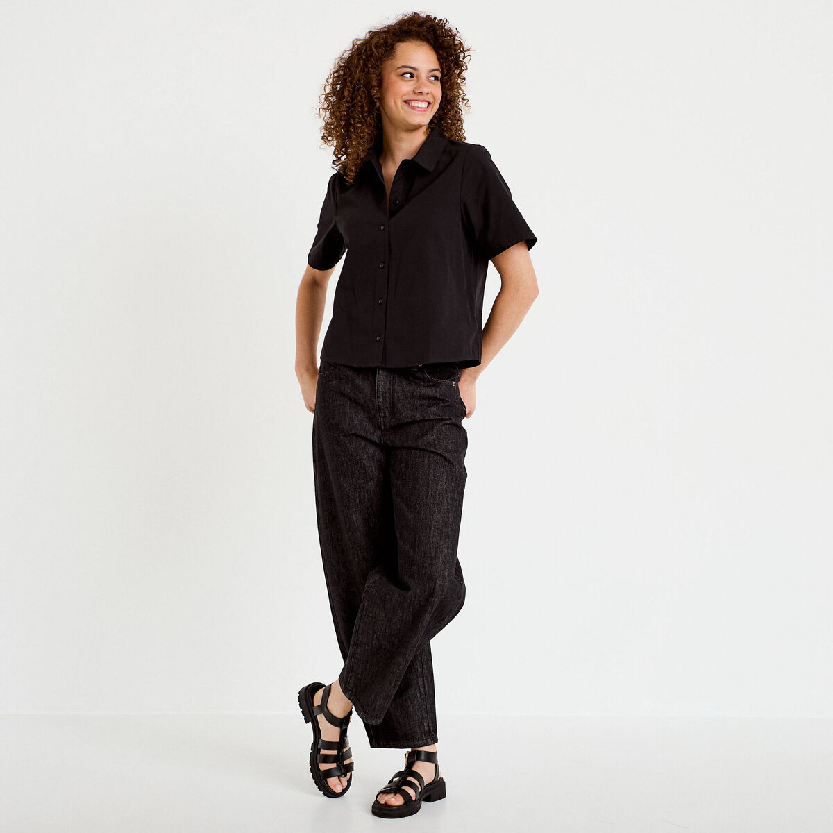 Chemise manches courtes noir femme