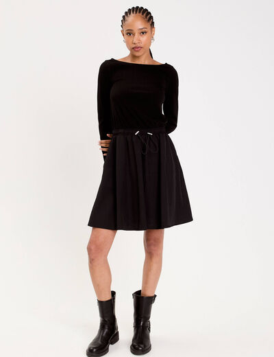 Robe courte droite col bateau noir femme