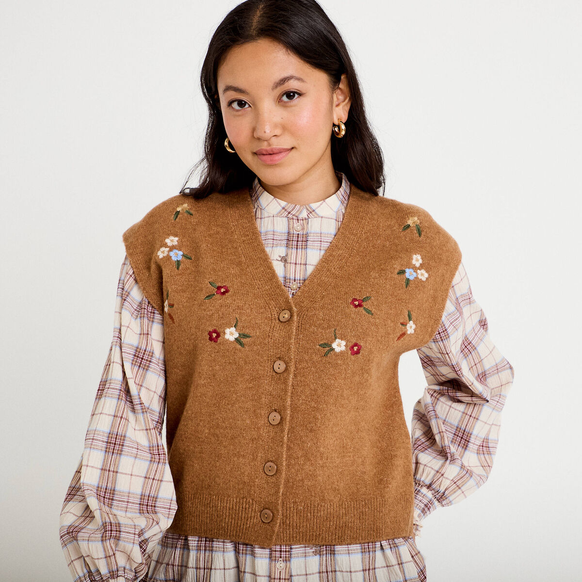 Gilet sans manches col v broderie marron femme