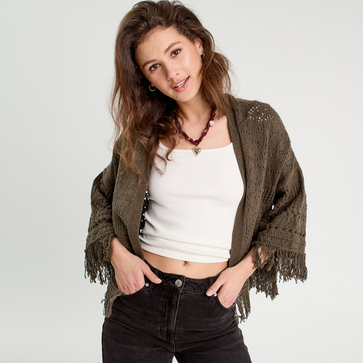 Gilet ajour&eacute; avec franges vert kaki femme