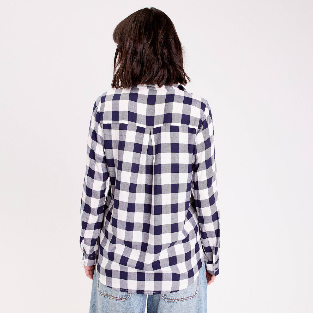 Chemise &agrave; carreaux fils m&eacute;tallis&eacute;s bleu femme