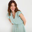 Blouse cintr&eacute;e col v manches courtes vert pastel femme