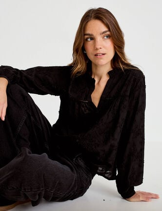Blouse droite col rond manches longues noir femme