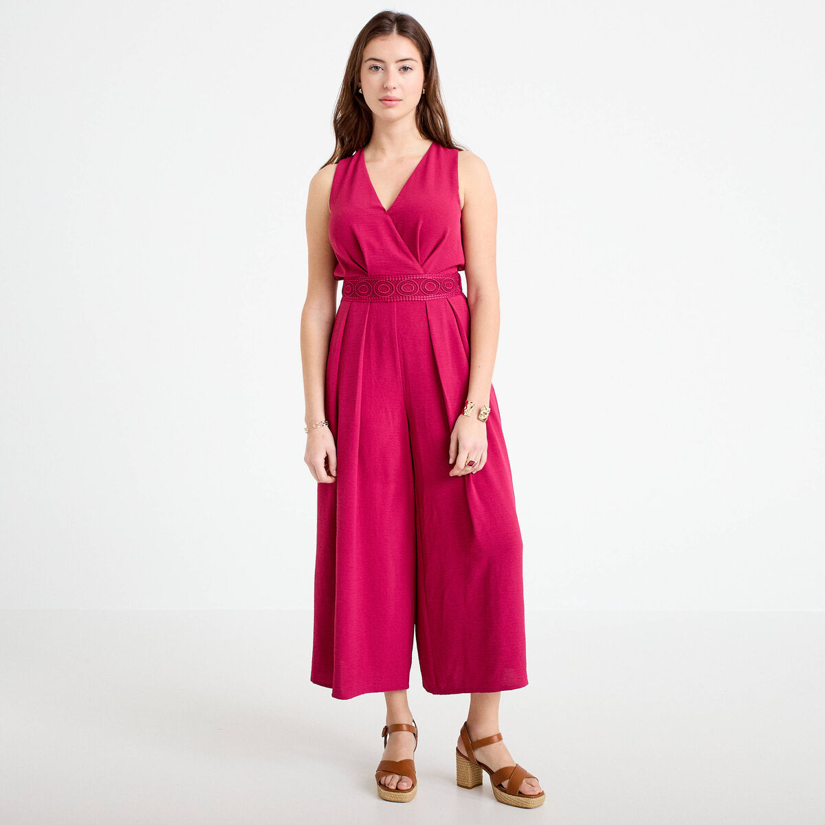 Combinaison large 3/4 sans manches col v rouge femme