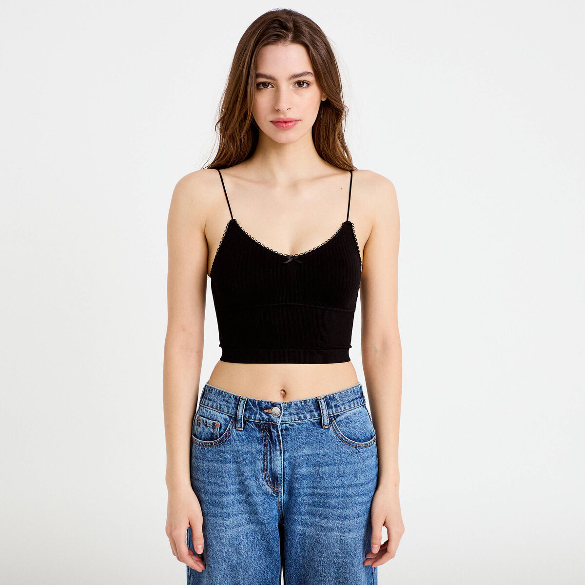 Crop top c&ocirc;tel&eacute; noir femme
