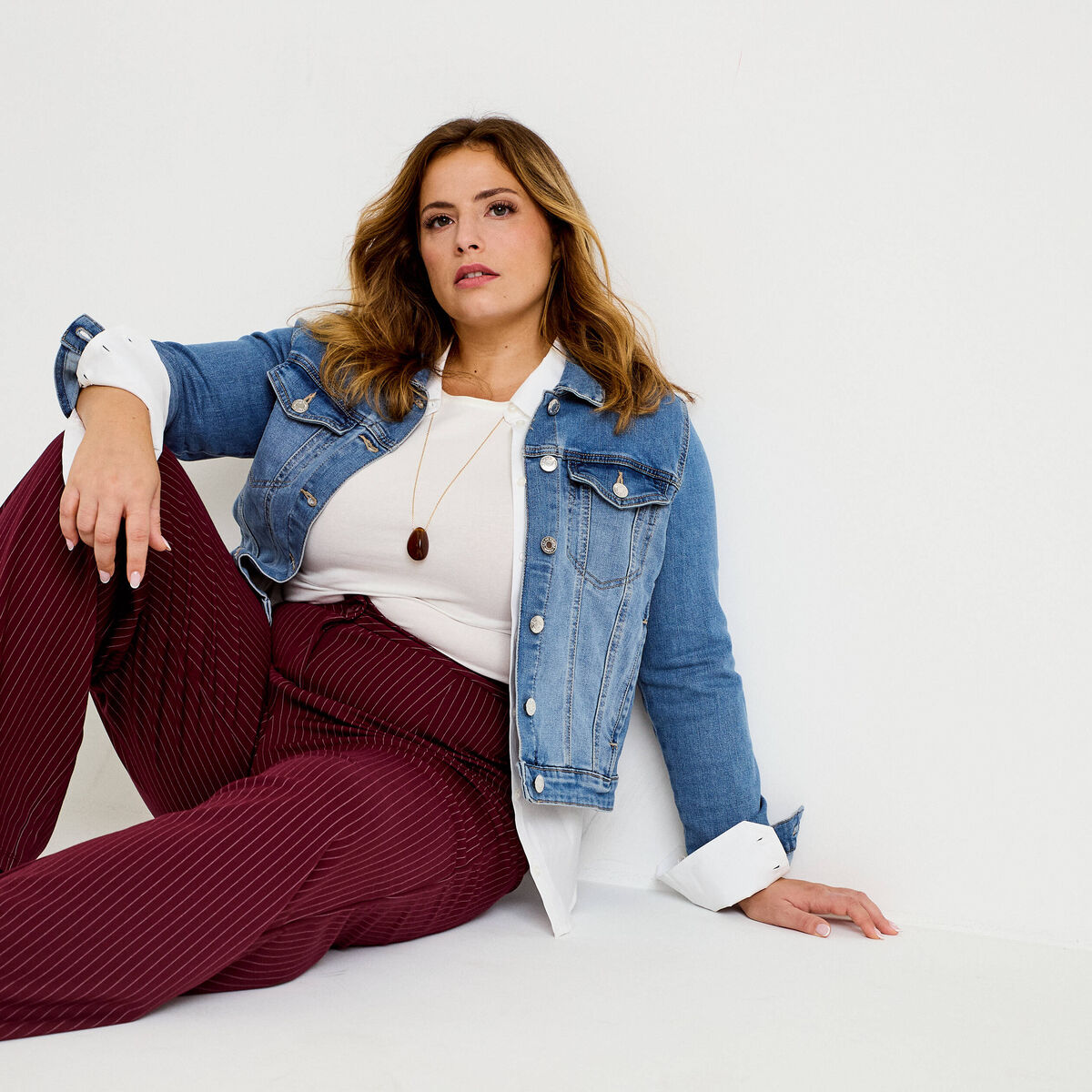 Veste cintr&eacute;e en jean col classique denim double stone femme