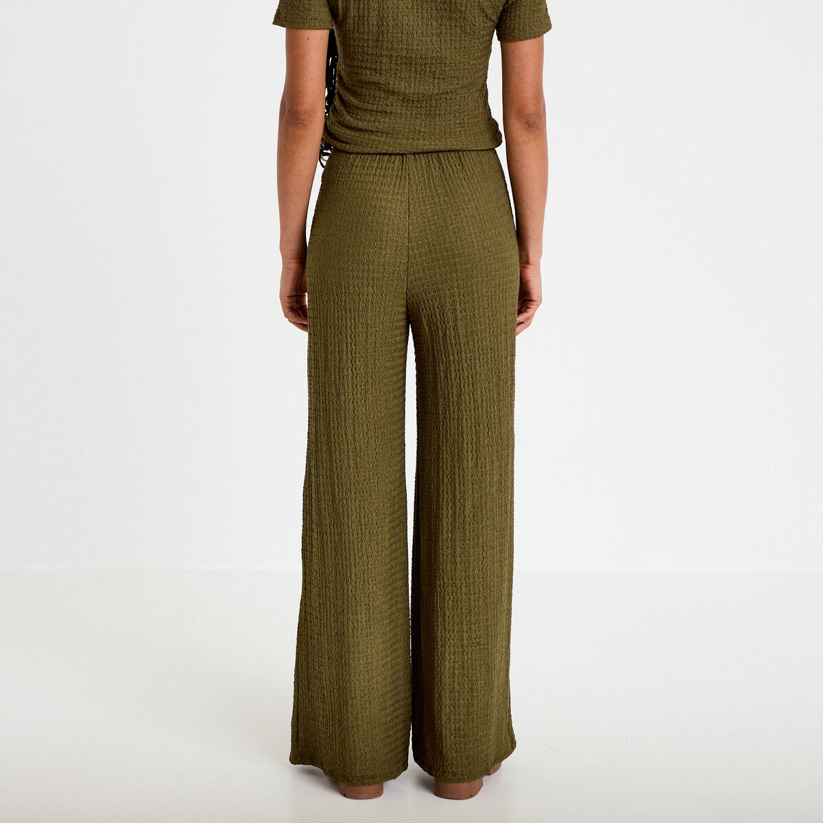 Pantalon large taille standard vert kaki femme