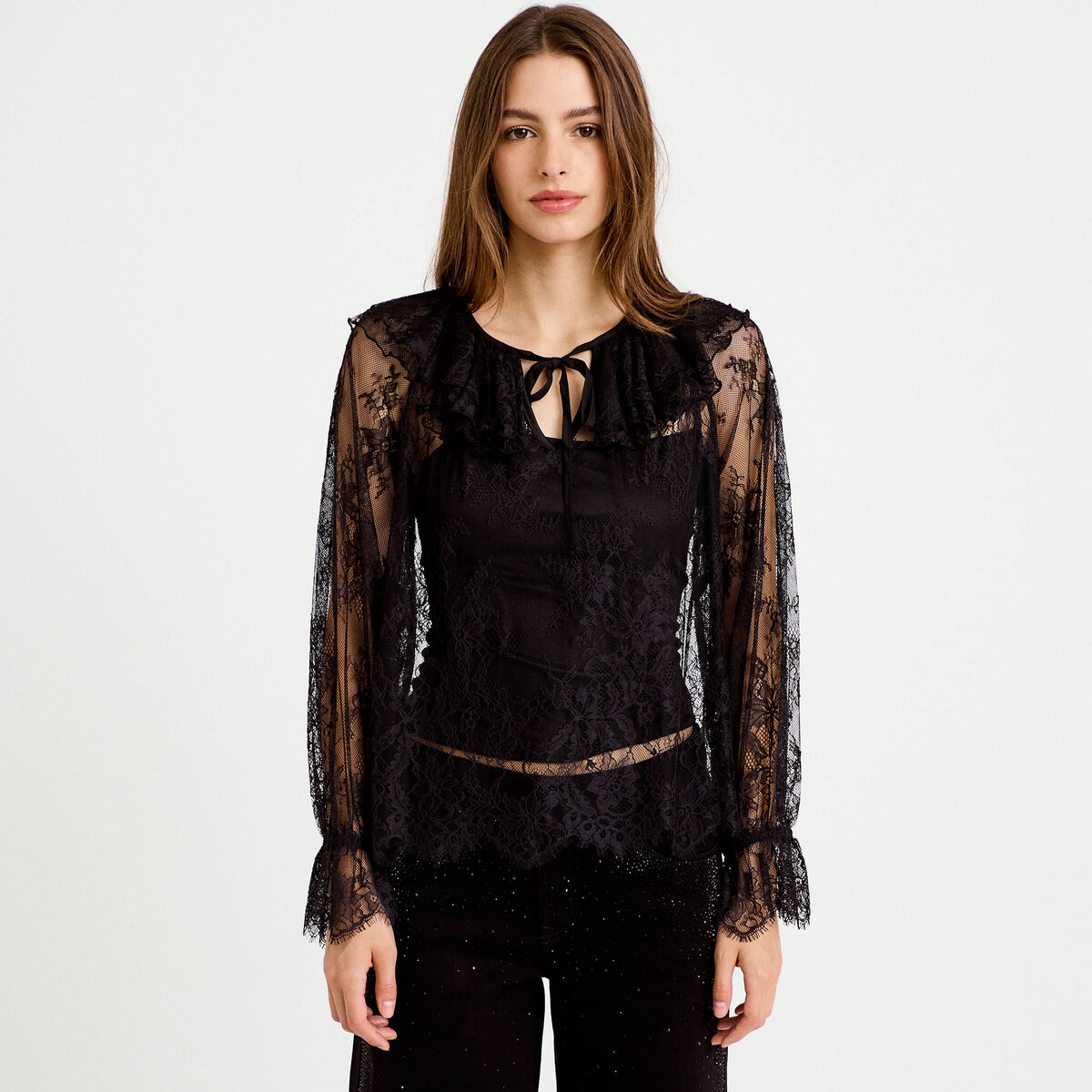 Blouse manches longues en dentelle noir femme