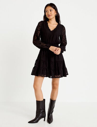 Robe courte &eacute;vas&eacute;e en dentelle col v noir femme