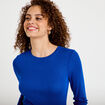 T-shirt ajust&eacute; col rond manches longues bleu electrique femme