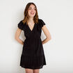 Robe courte &eacute;vas&eacute;e col v manches courtes noir femme