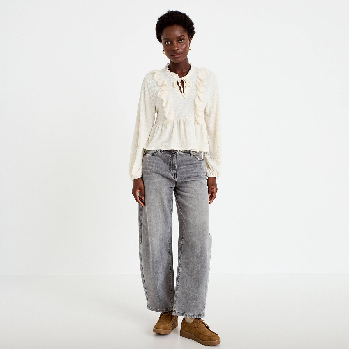 Blouse droite pliss&eacute;e col montant ecru femme