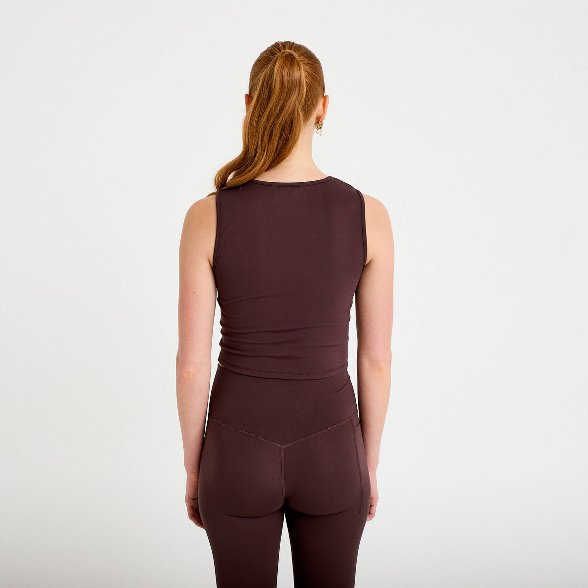 D&eacute;bardeur col rond marron fonc&eacute; femme